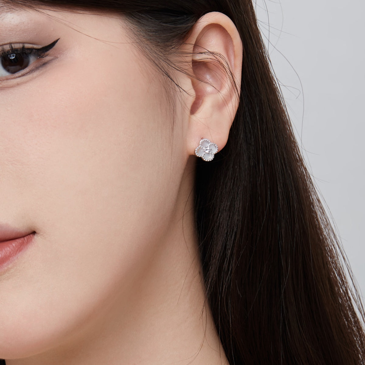 [Violet JW]Four-Leaf Clover Flower Shape Exquisite Earrings