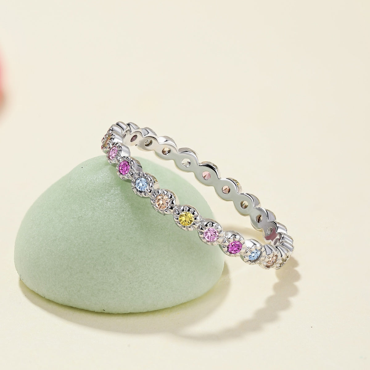 [Violet JW]Radiant Sparkling Round Cut Daily Ring