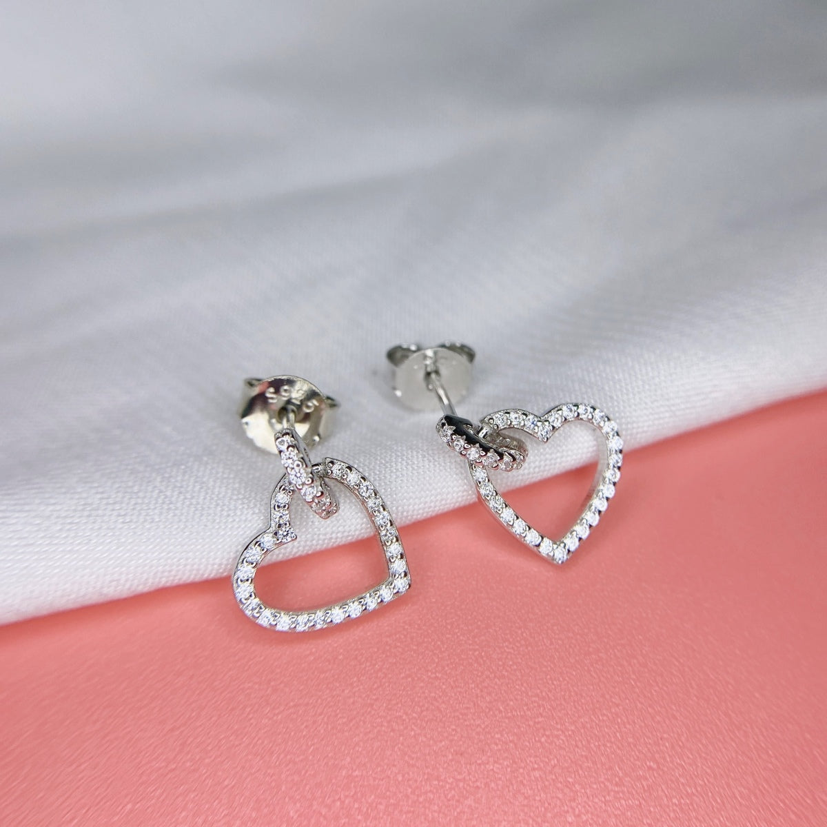 [Violet JW]Dainty Heart Shape Earrings