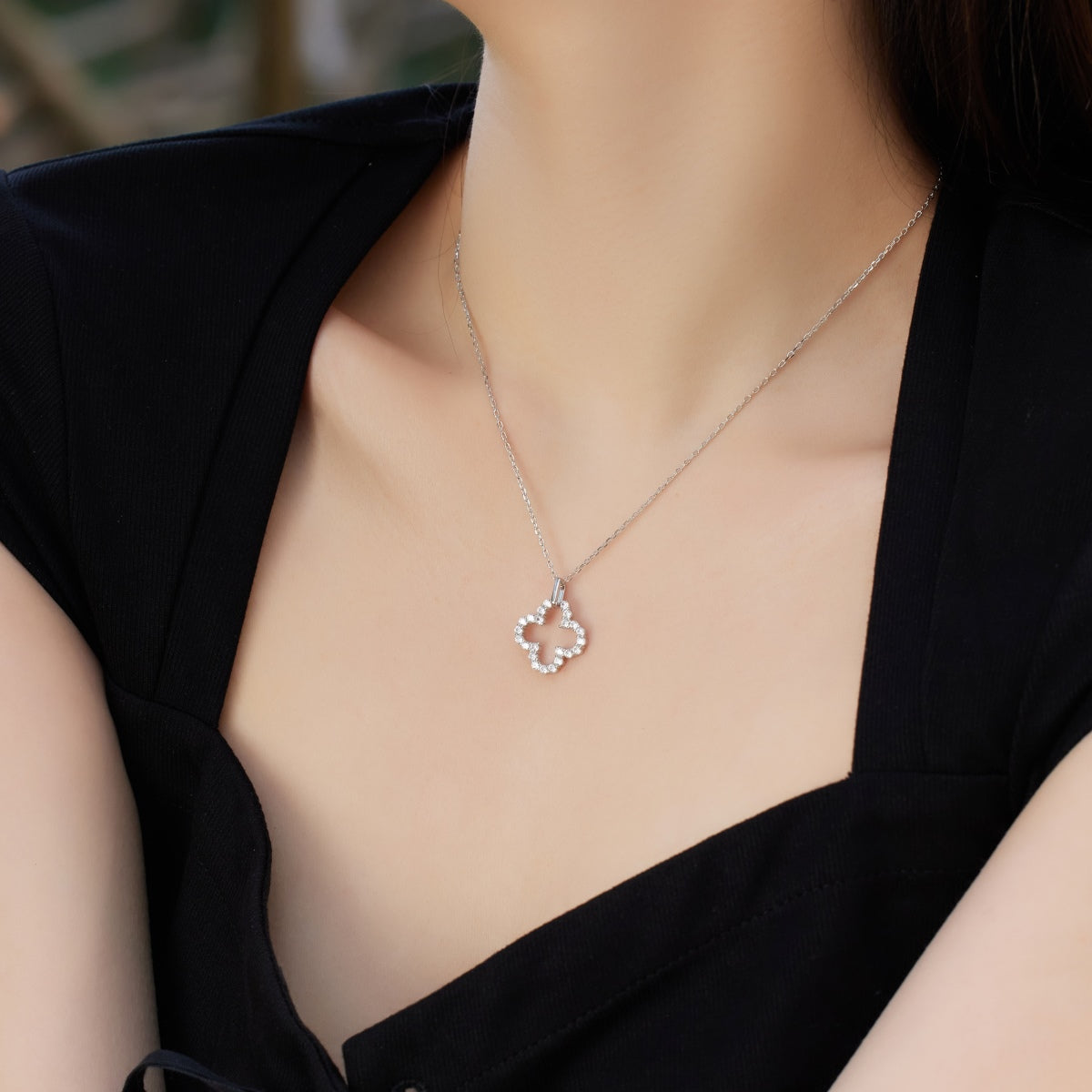 [Violet JW]Four-Leaf Clover Hollow Design Exquisite Necklace