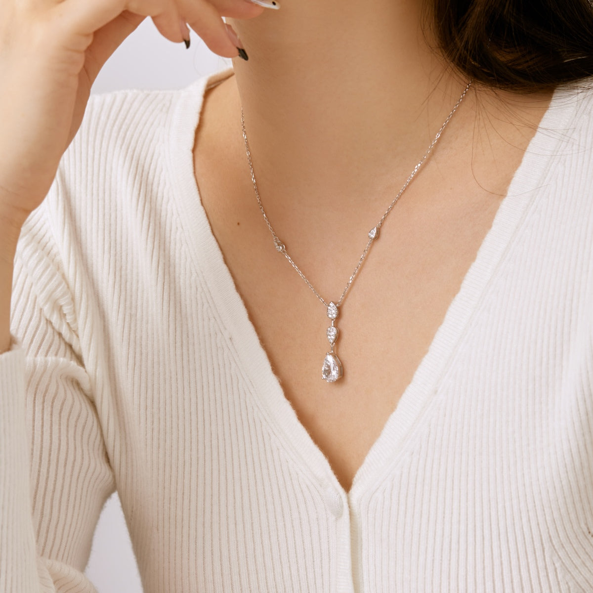[Violet JW]Dazzling Pear Cut Necklace