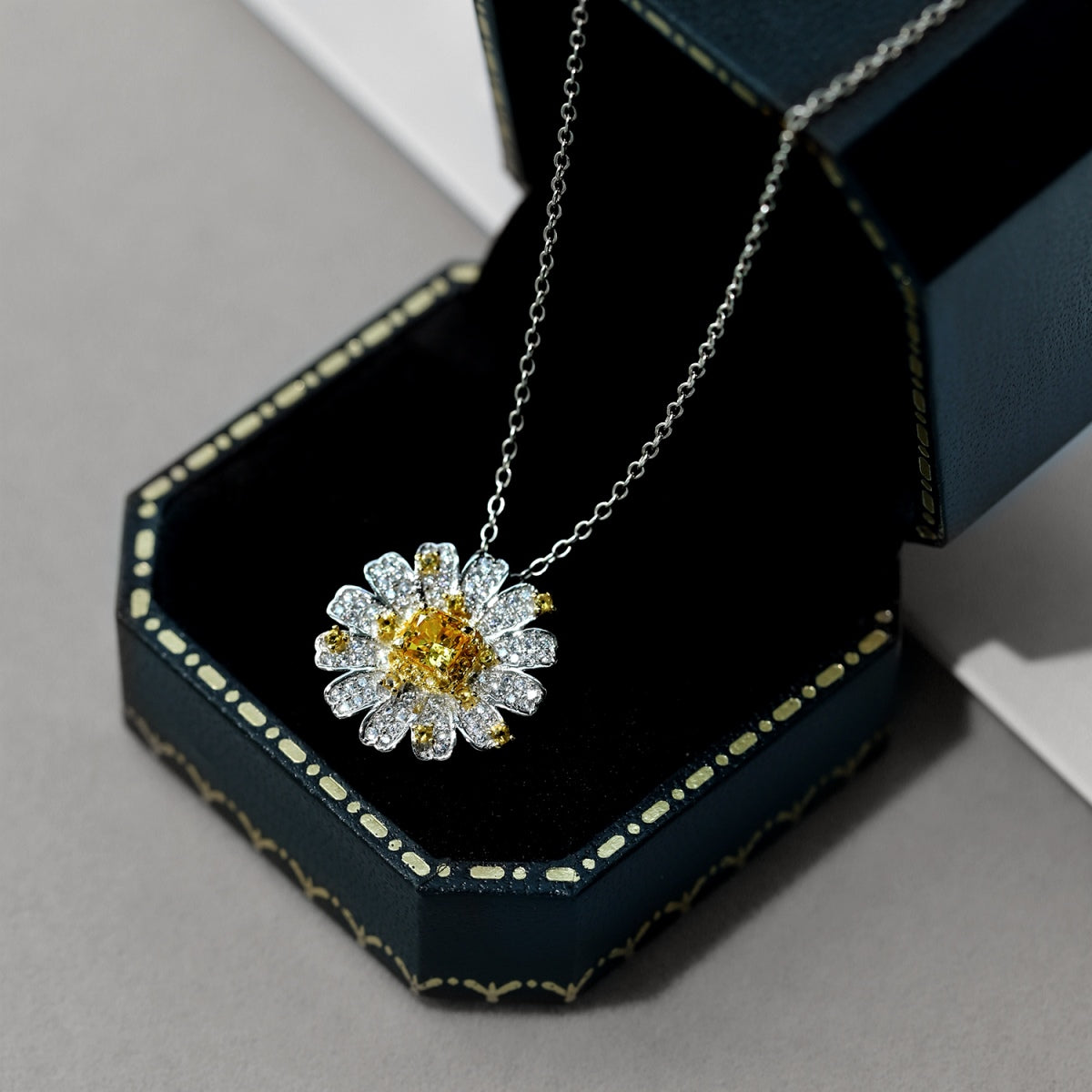 [Violet JW]Exquisite Daisy Necklace