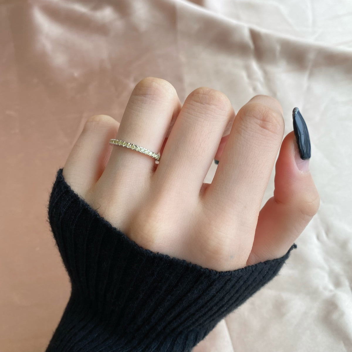 [Violet JW]Delicate Sparkling Round Cut Daily Ring