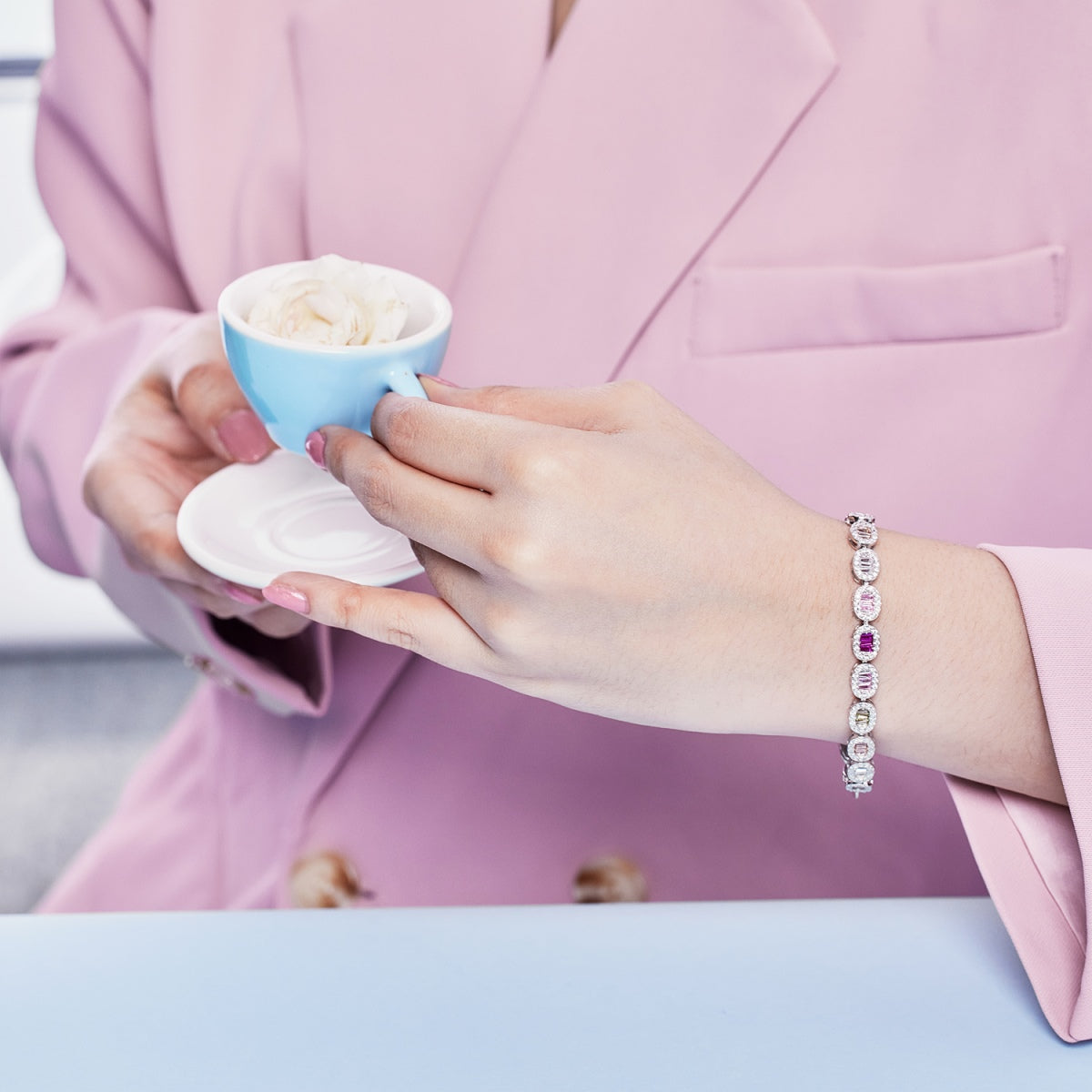 [Violet JW]Exquisite Ornate Emerald Cut Daily Bracelet