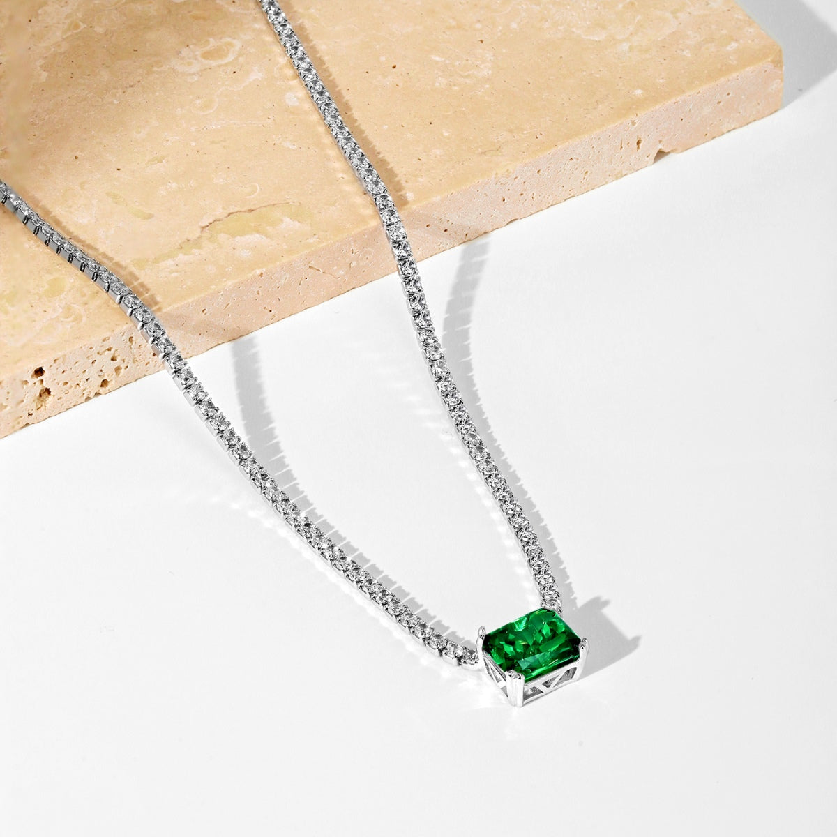 [Violet JW]4.0 Carat Elegant Radiant Cut Necklace