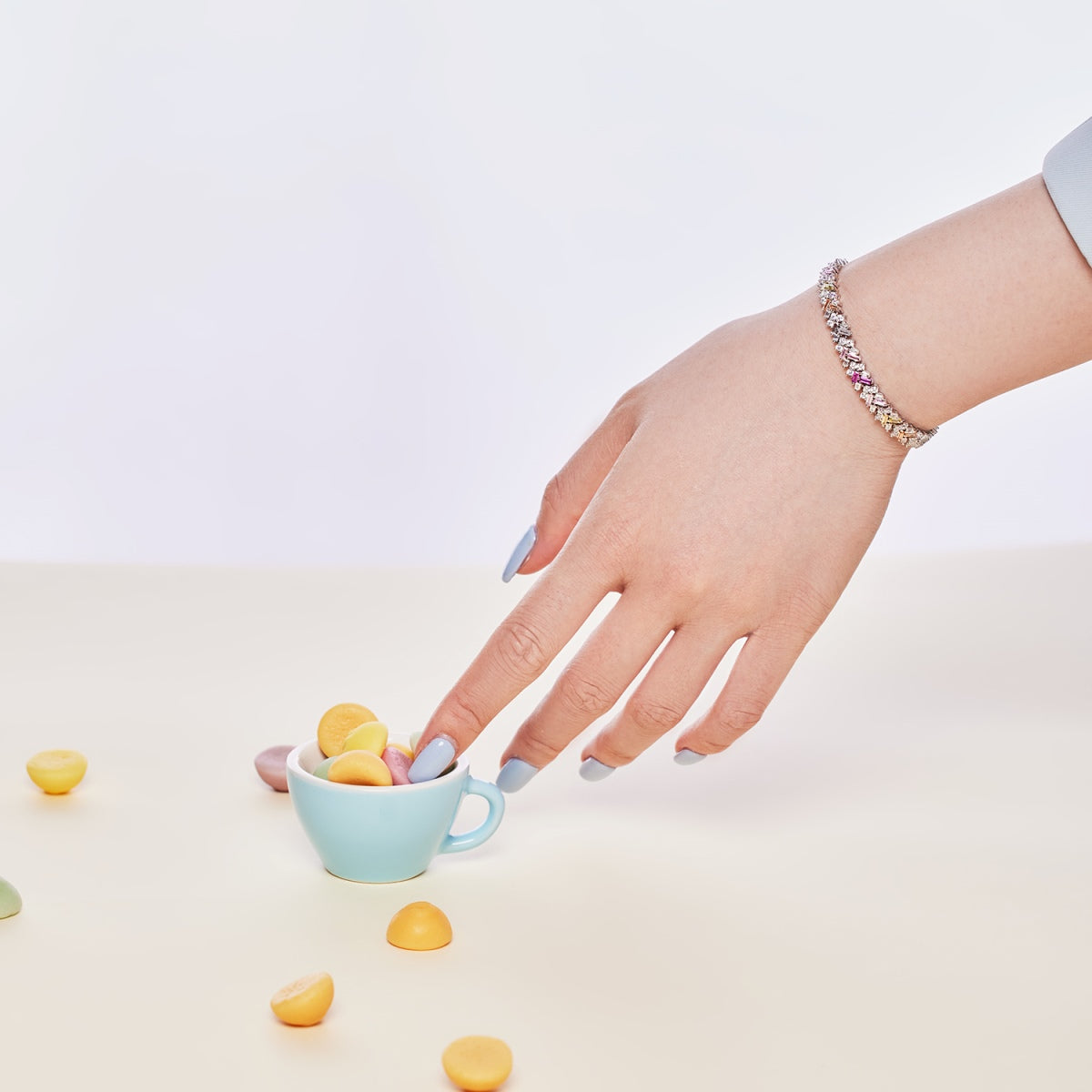[Violet JW]Dazzling Unique Multi Shape Daily Bracelet