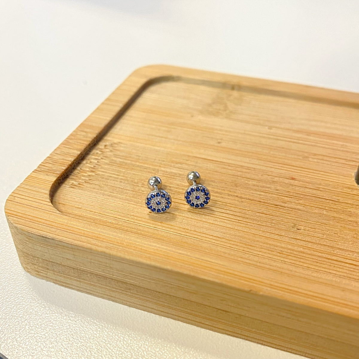[Violet JW]Devil's Eye Ear Bone Nail Earrings