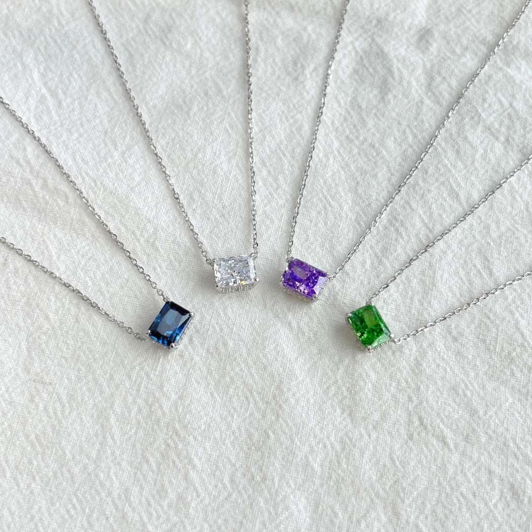 [Violet JW]Luxurious Square Shape Colorful Necalack