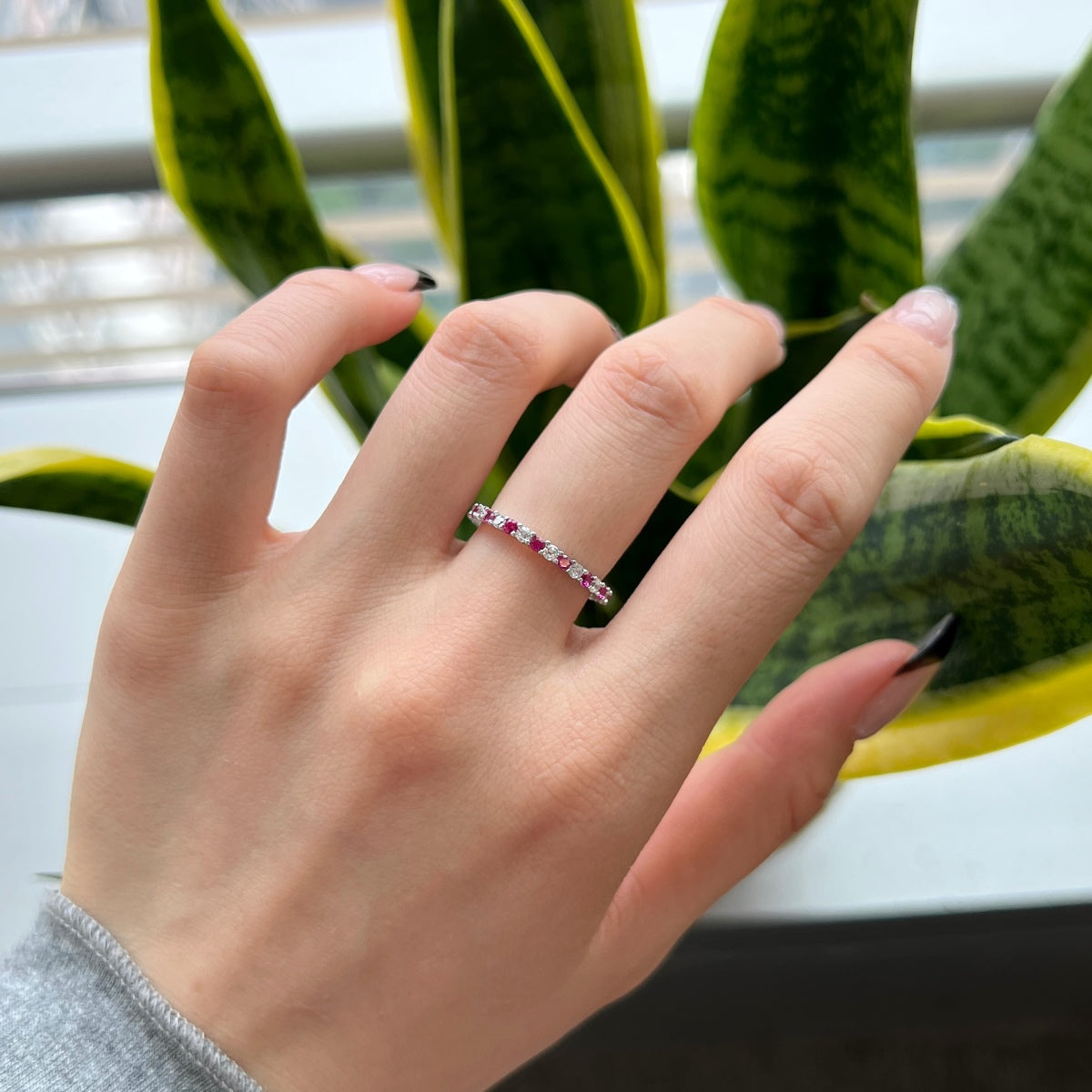 [Violet JW]Exquisite Colorful Round Cut Tennis Ring