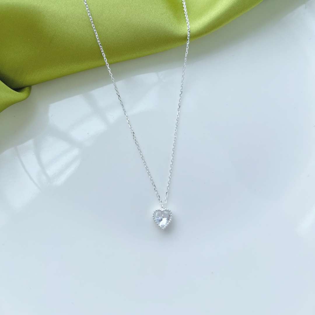 [Violet JW]Ornate Heart Shape Necklace