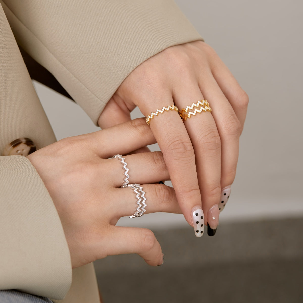 [Violet JW]Delicate Enchanting Wave Shape Daily Ring