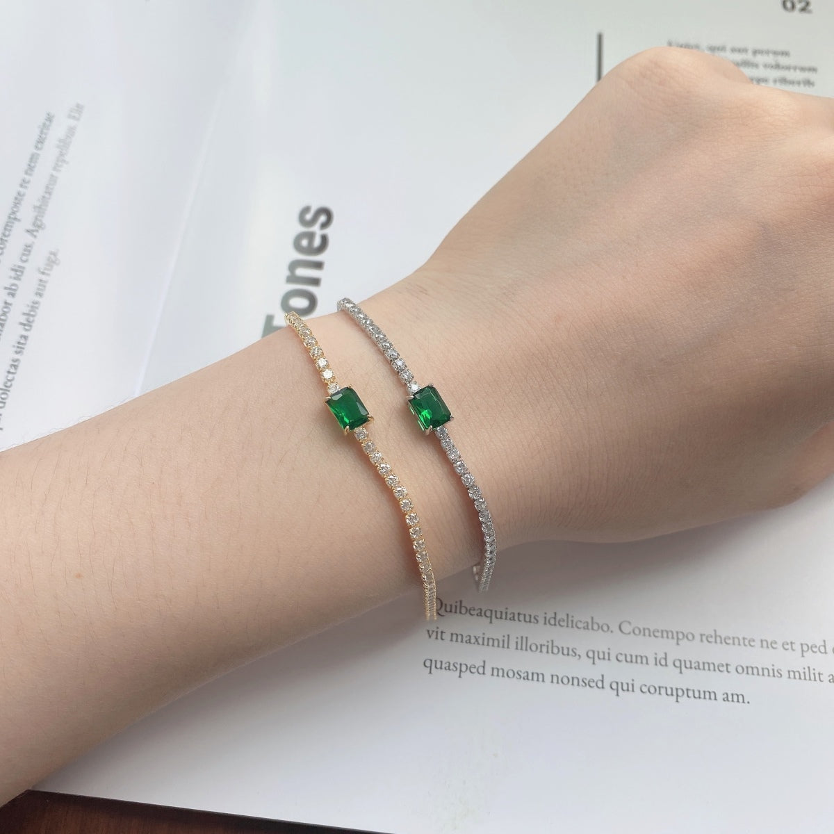 [Violet JW]1.0 Carat Unique Emerald Cut Banquet Bracelet