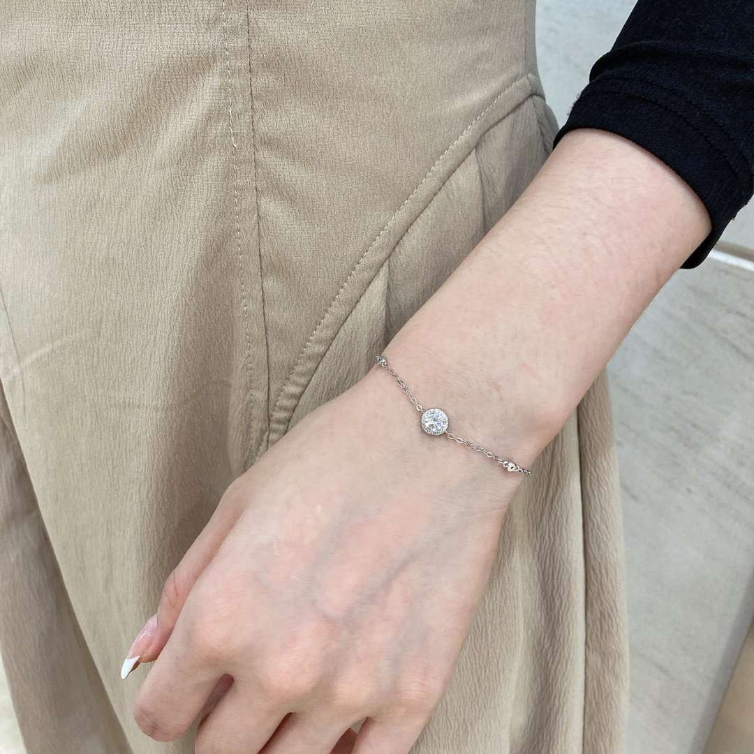 [Violet JW]Dazzling Round Cut Shape Bracelet