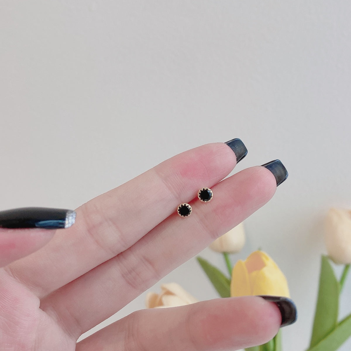 [Violet JW]Sparkling Colorful Round Shape Earrings