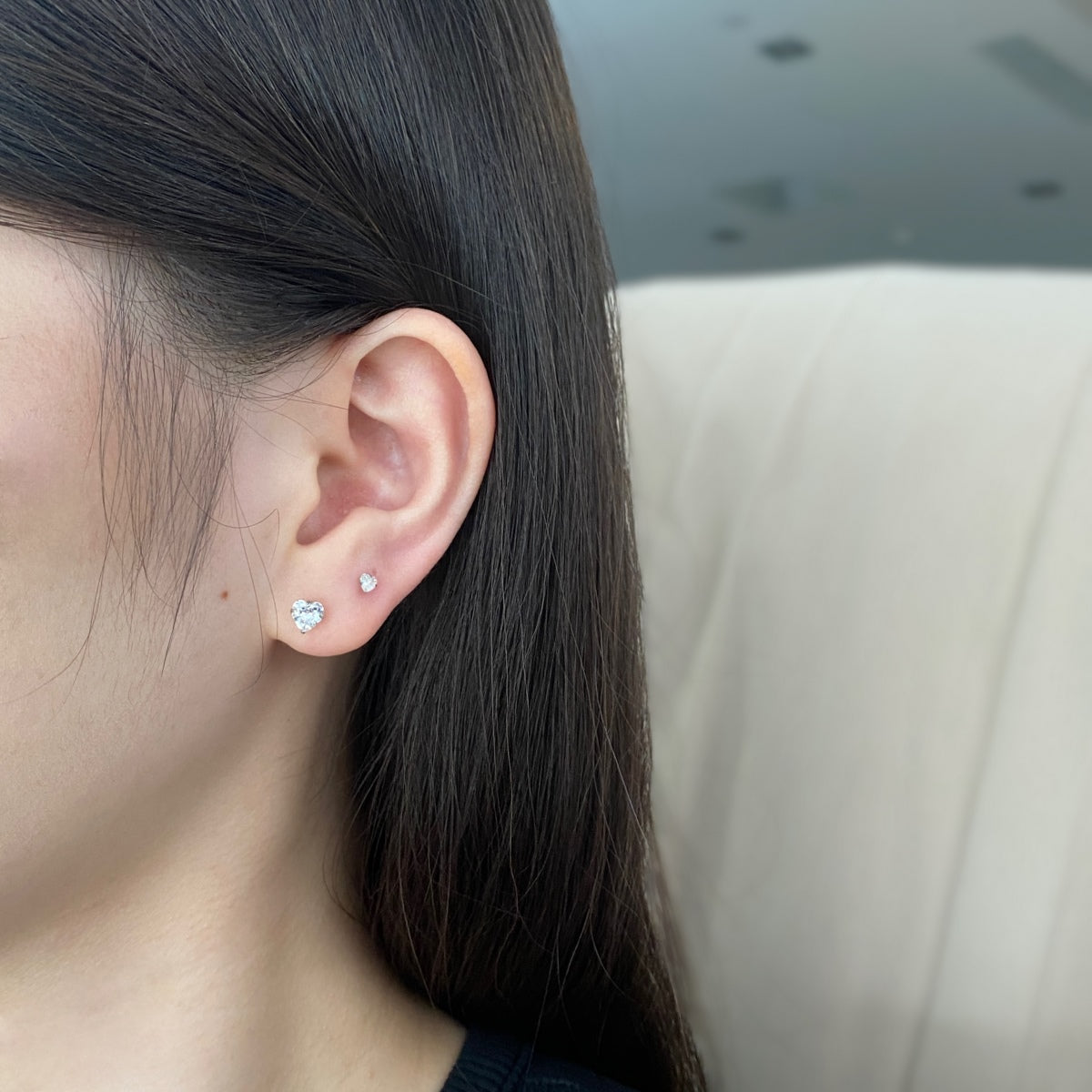 [Violet JW]Sparkling Heart Shaped Simple Earrings