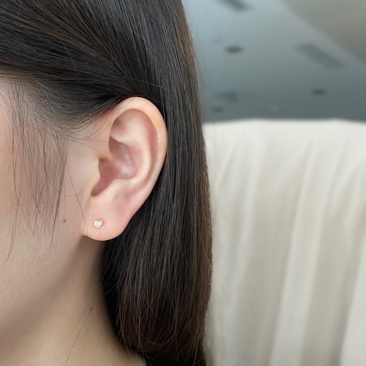 [Violet JW]Sparkling Heart Shaped Simple Earrings