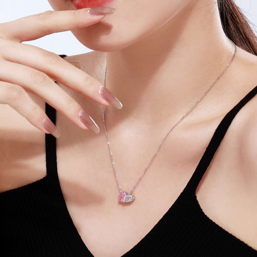 [Violet JW]Dazzling Square & Heart Shape Necklace