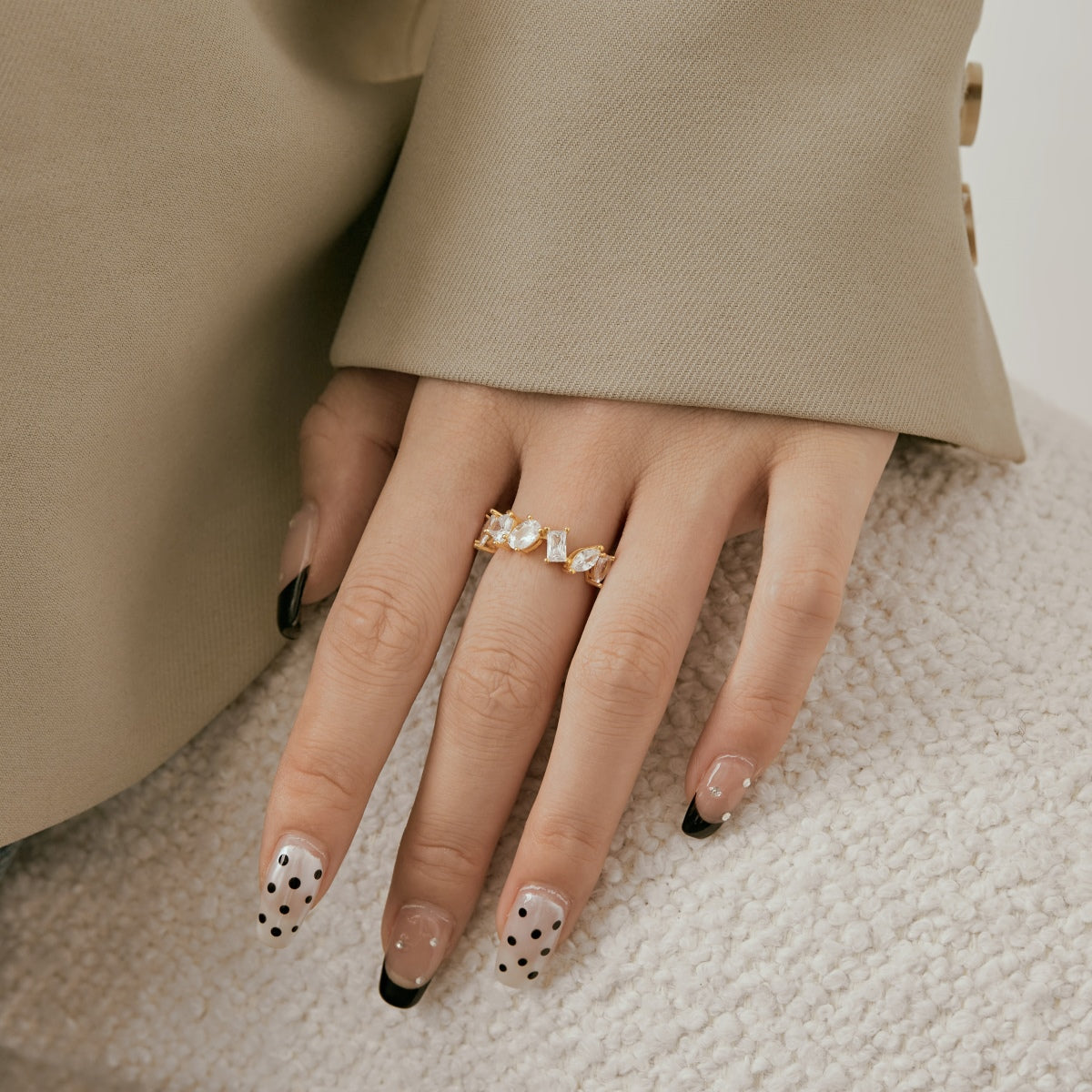 [Violet JW]Delicate Multi Cut Ring
