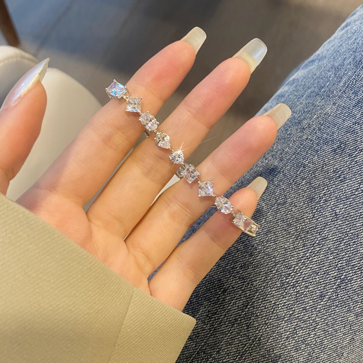 [Violet JW]Unique Exquisite Multi Cut Daily Bracelet