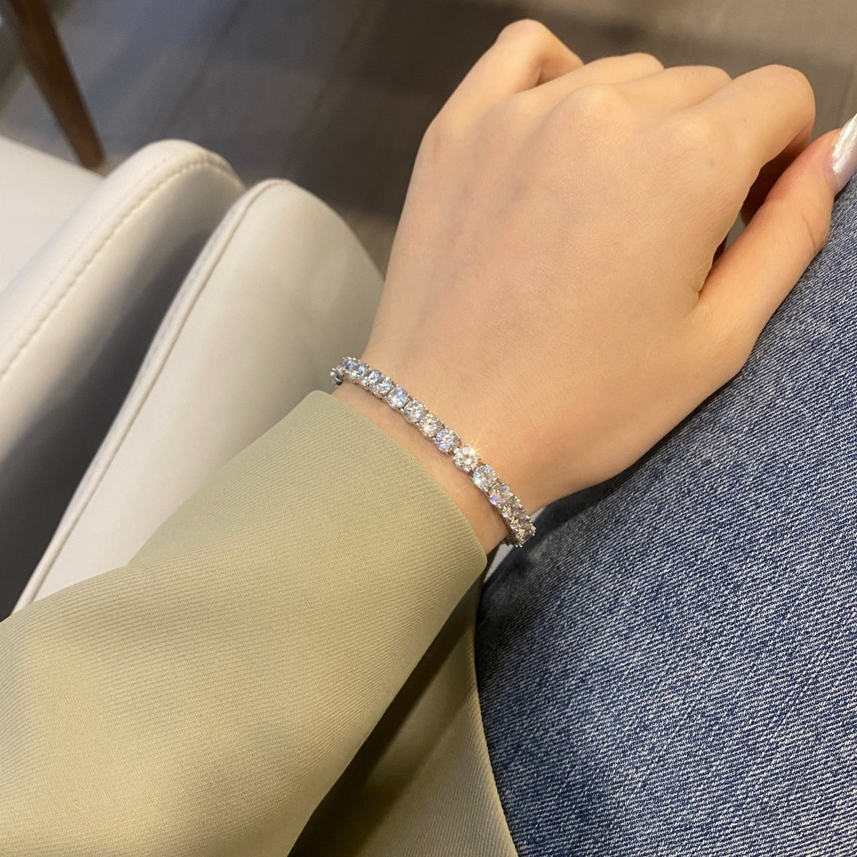 [Violet JW]Ornate Sparkling Round Cut Wedding Bracelet