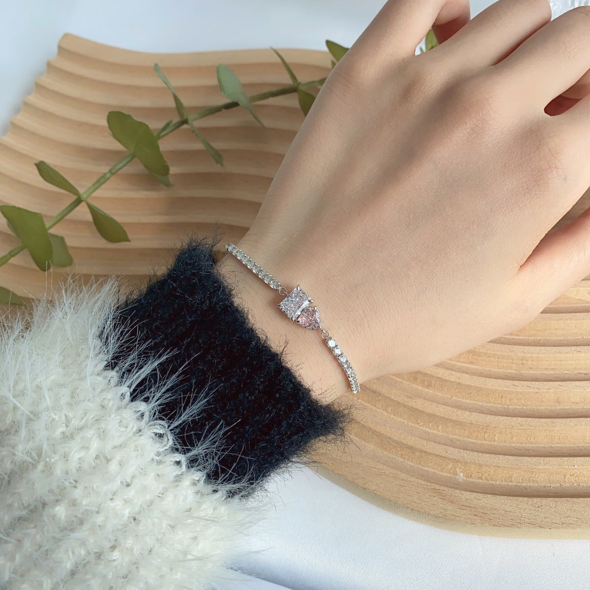 [Violet JW]Dazzling Unique Multi Shape Lover Bracelet