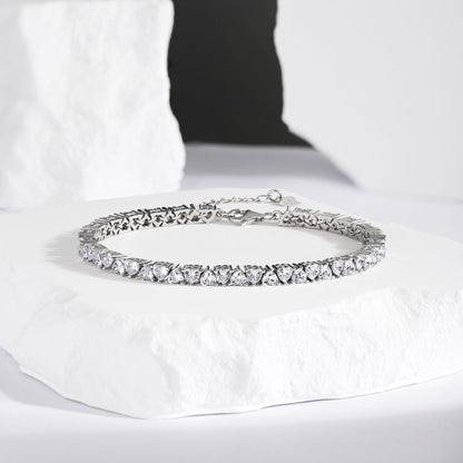[Baslove]Schillerndes romantisches Armband in Herzform für Liebhaber
