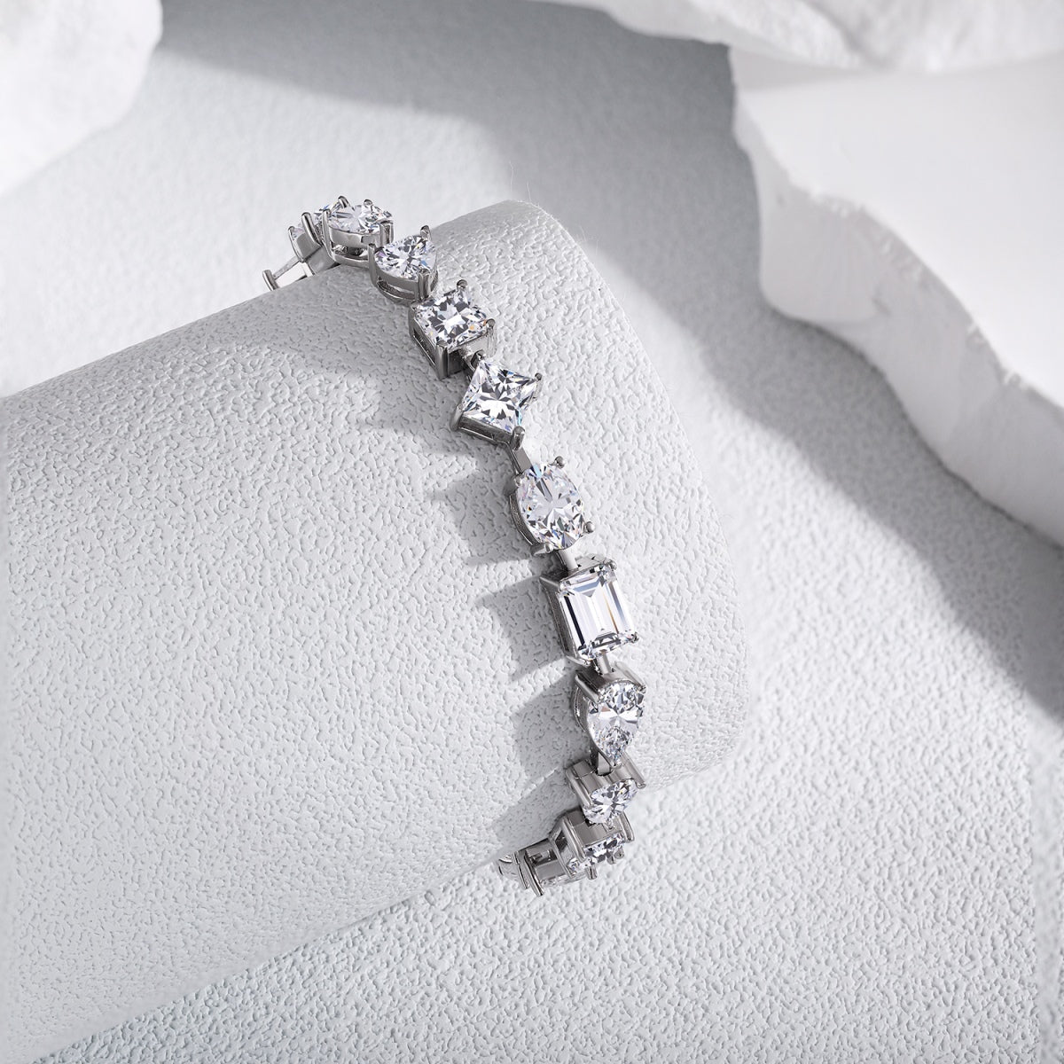 [Violet JW]Unique Exquisite Multi Cut Daily Bracelet