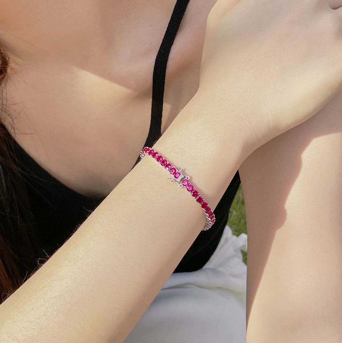 [Baslove] Strahlend buntes Party-Armband im Rundschliff
