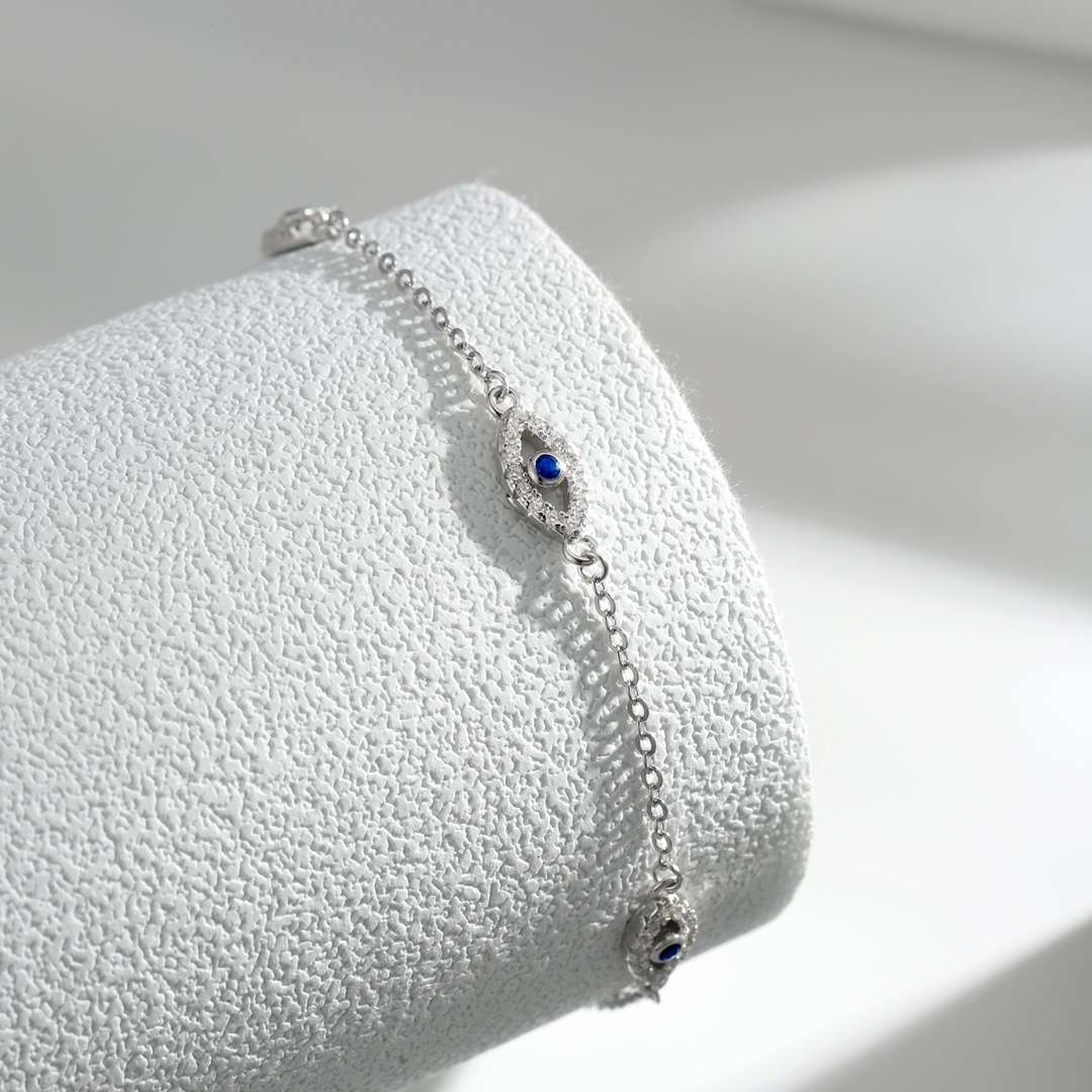 [Violet JW]Evil Eye Shape Pendent Necklace