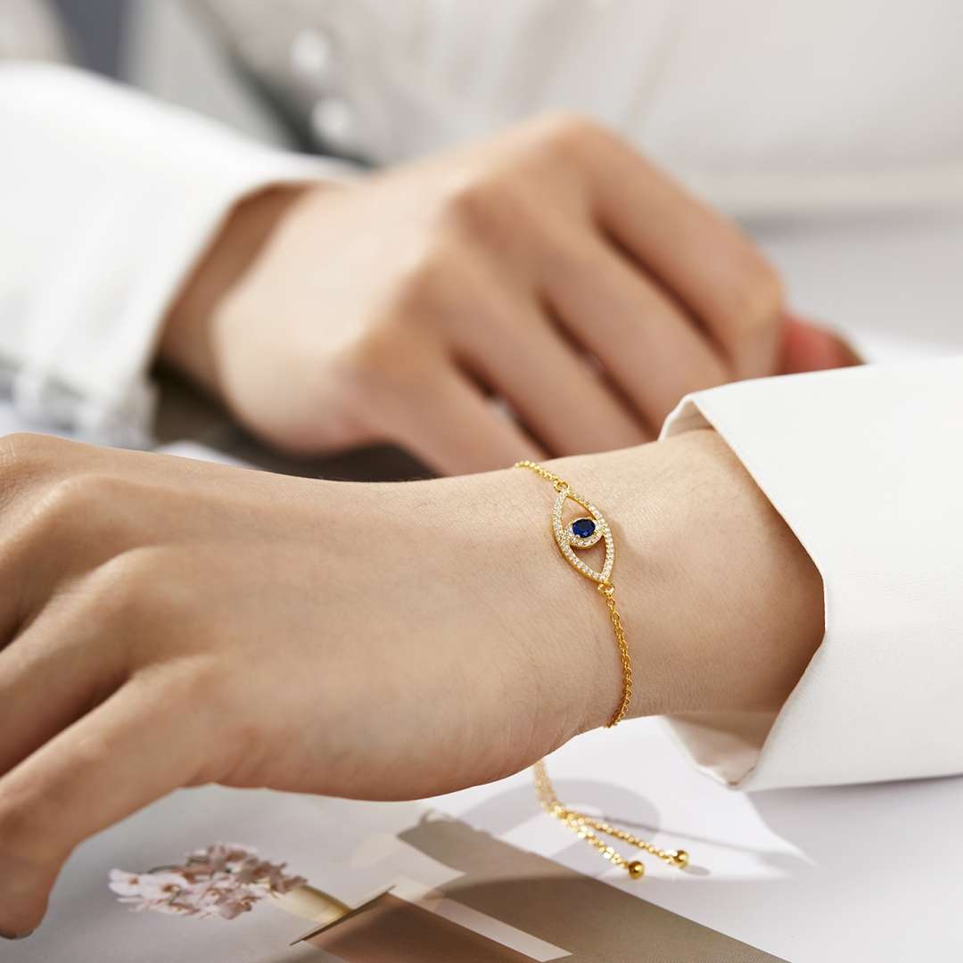 [Violet JW]Devil's Eye Hollow Design Bracelet