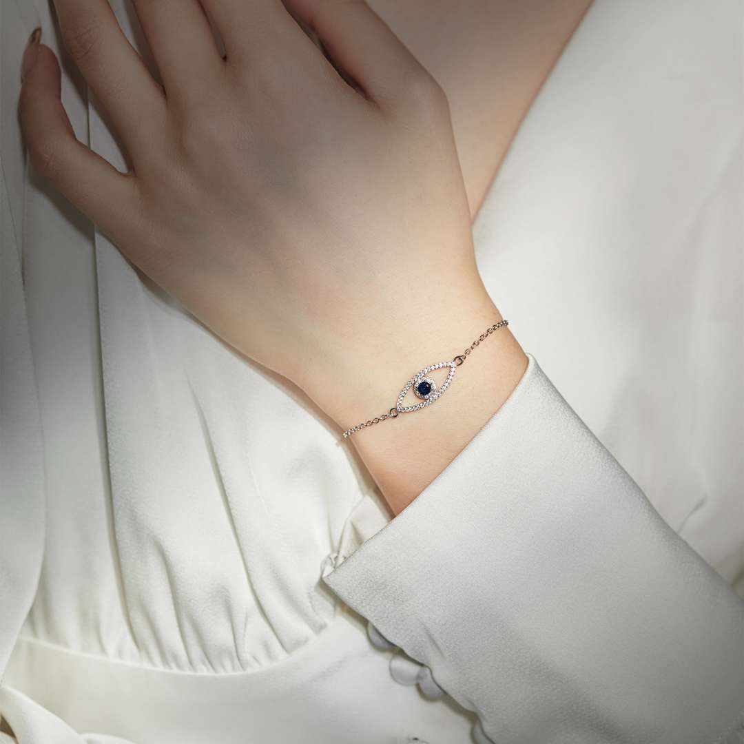 [Violet JW]Devil's Eye Hollow Design Bracelet
