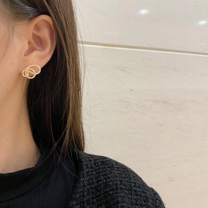 [Violet JW]Exquisite Butterfly Shape Earrings