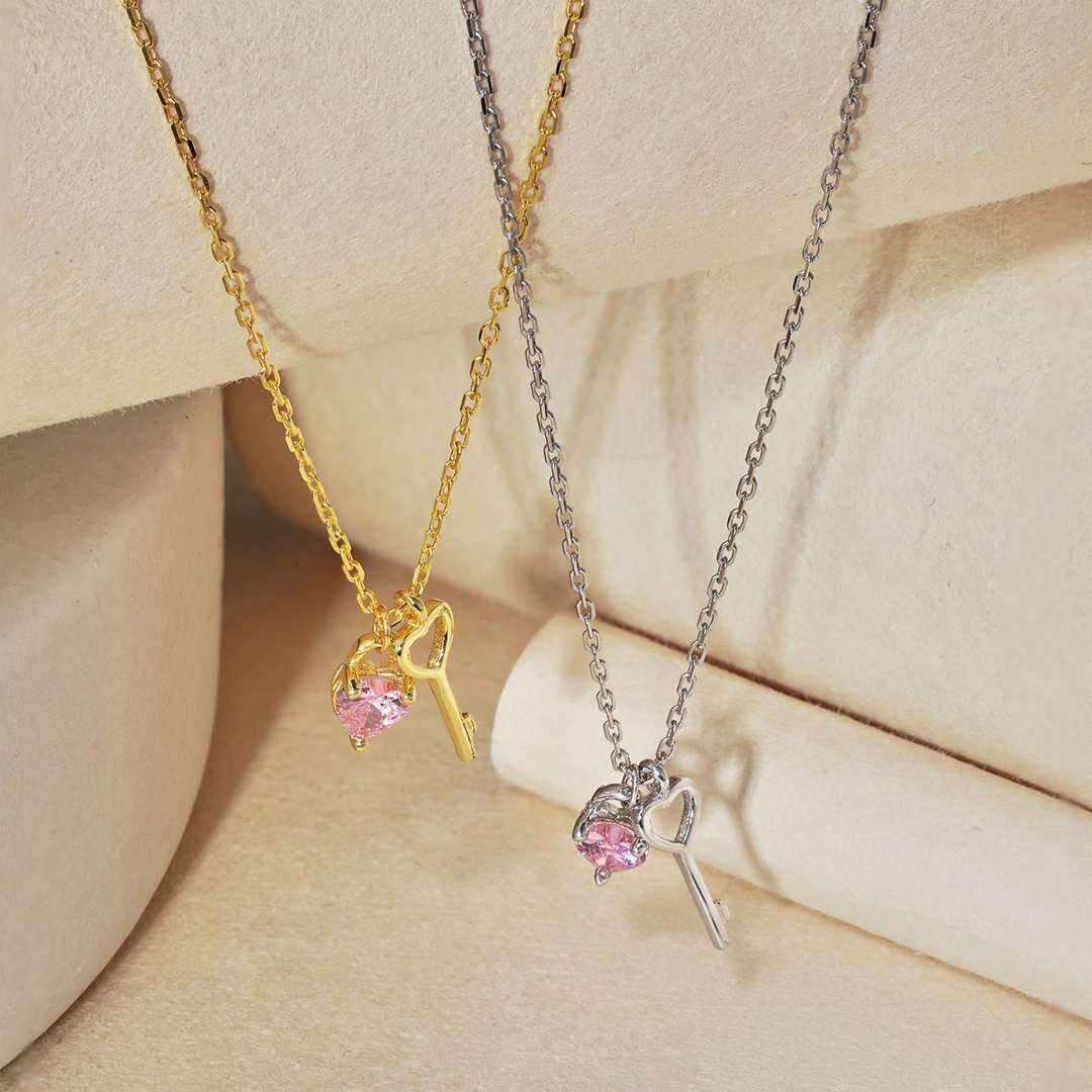 [Violet JW]Unique Heart Shape Key Pendent Necklace