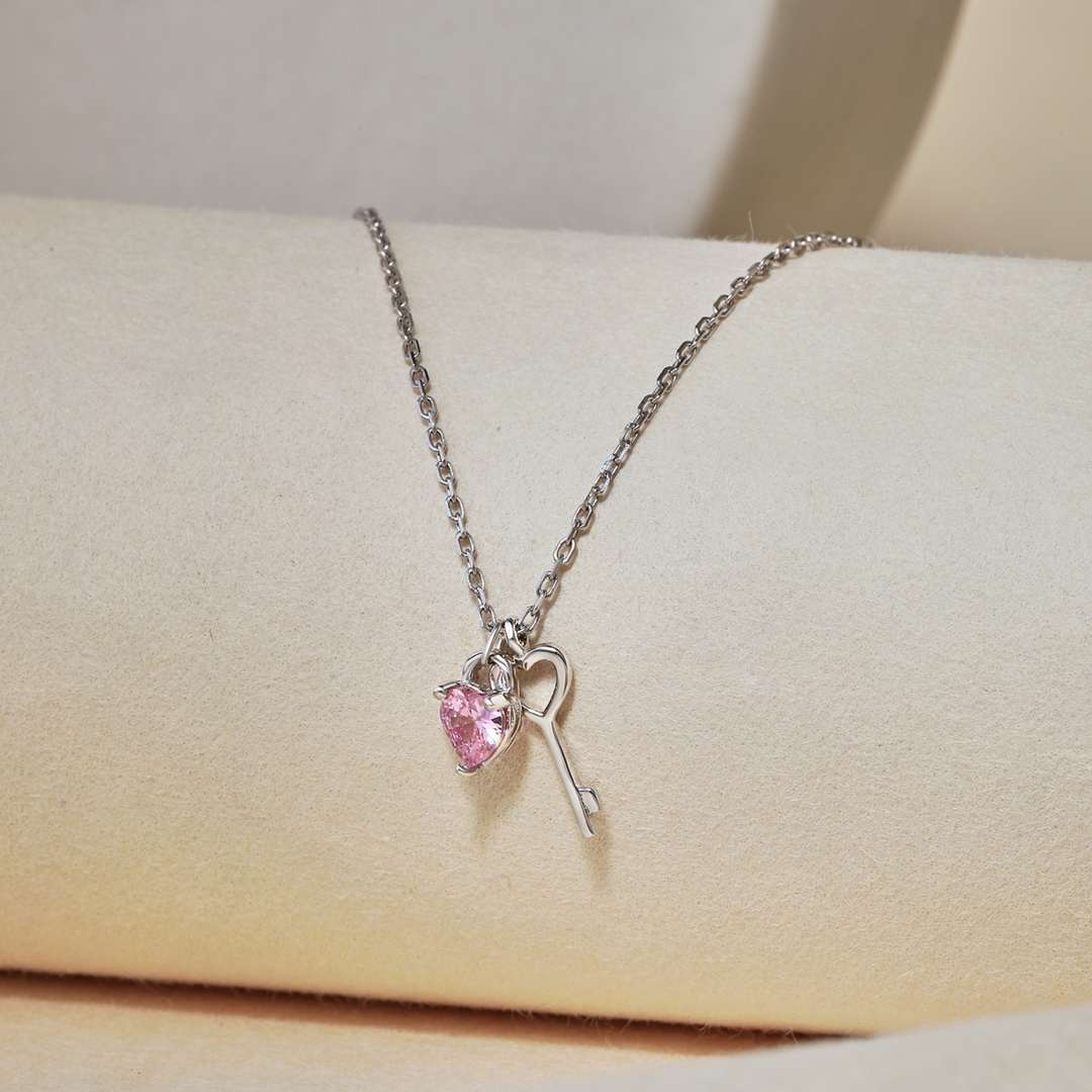 [Violet JW]Unique Heart Shape Key Pendent Necklace