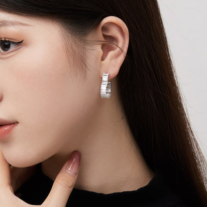 [Violet JW]Radiant Heart Cutout Earrings