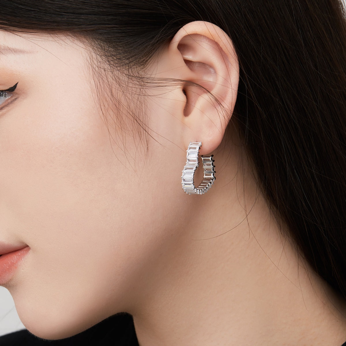 [Violet JW]Radiant Heart Cutout Earrings