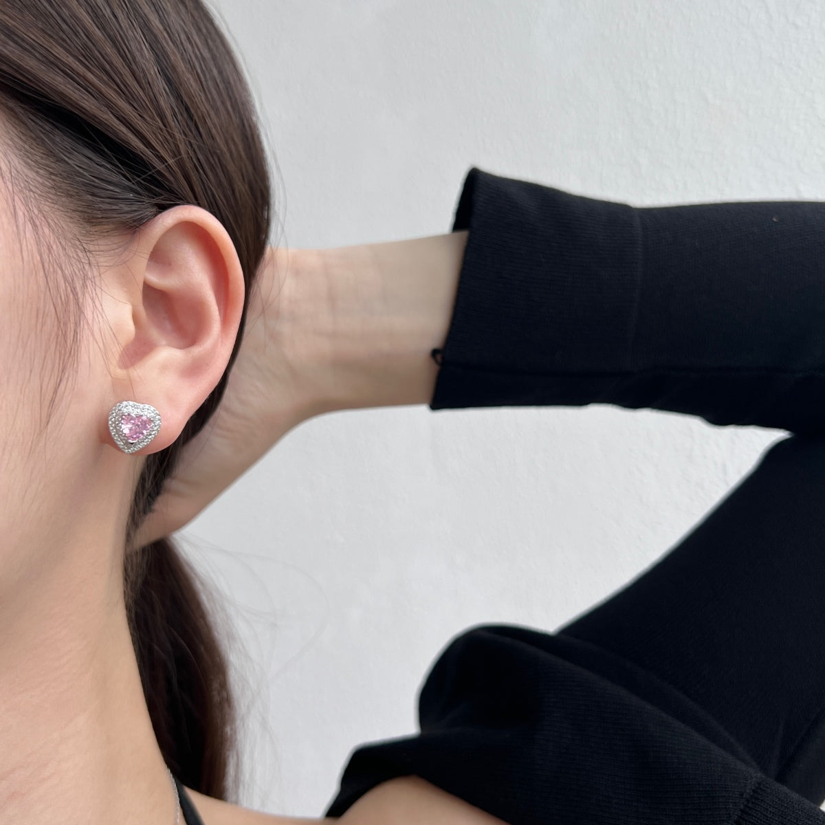 [Violet JW]Dazzling Heart Shape Lover Earrings