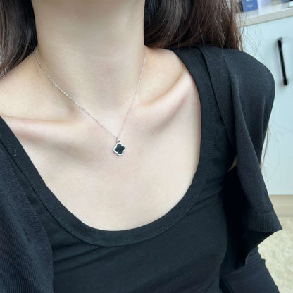 [Violet JW]Dainty Flower Shape Necklace