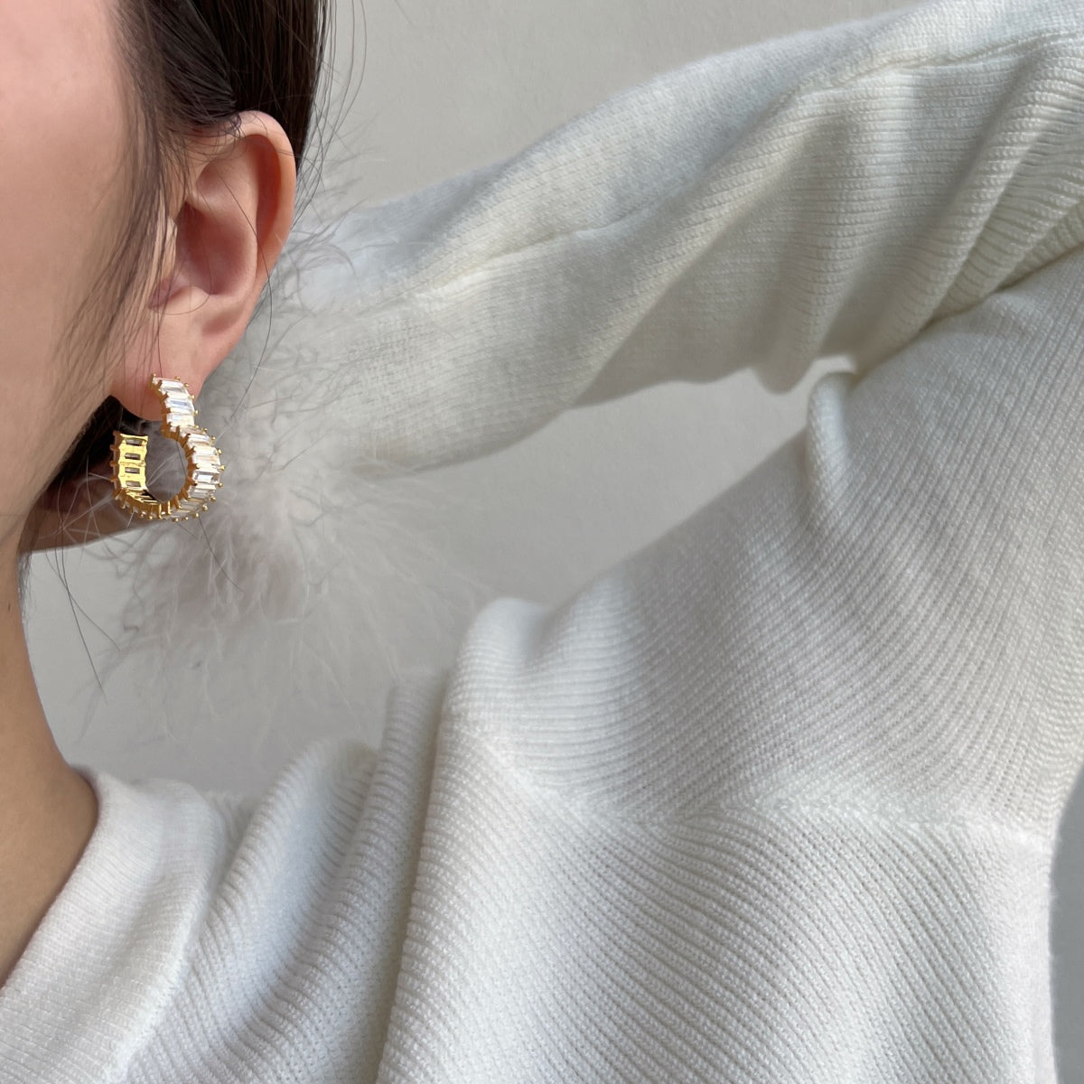 [Violet JW]Radiant Heart Cutout Earrings