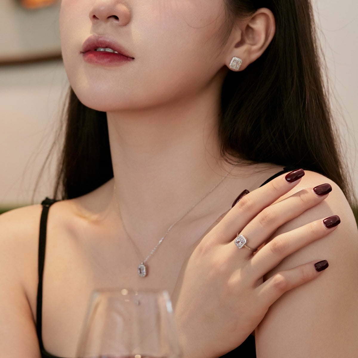 [Violet JW]1.0 Carat Luxurious Dainty Emerald Cut Daily Earrings