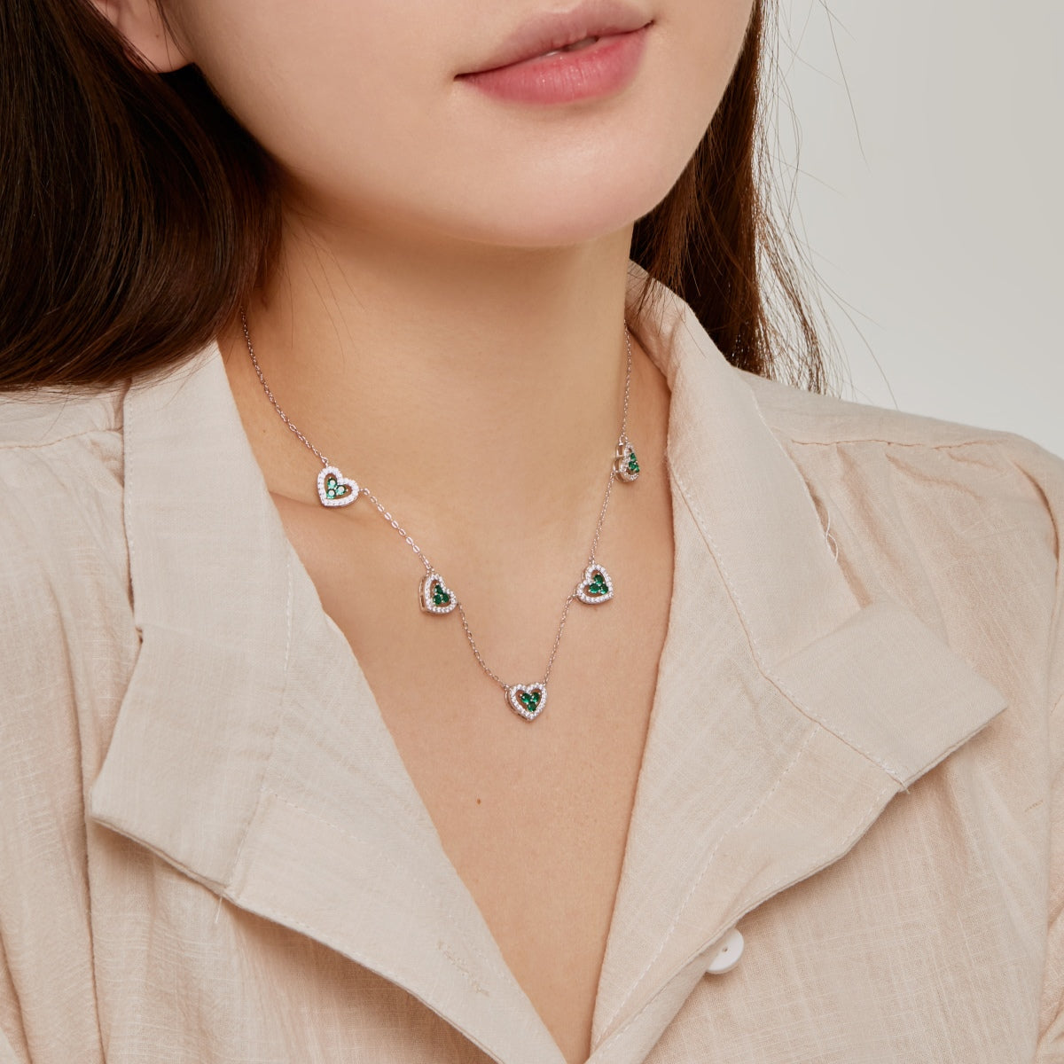 [Violet JW]Sparkling Five Heart Necklace