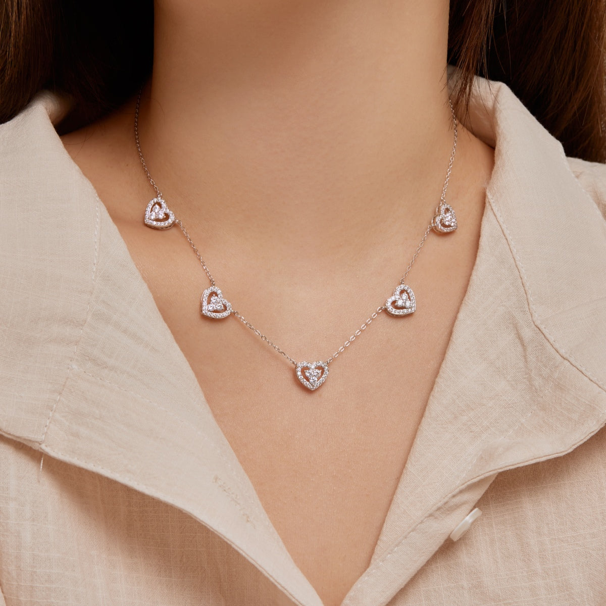 [Violet JW]Sparkling Five Heart Necklace