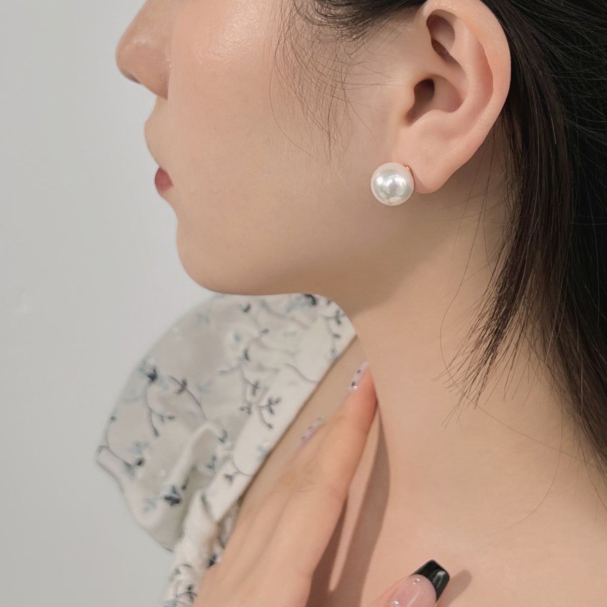 [Violet JW]Delicate Pearl Earrings