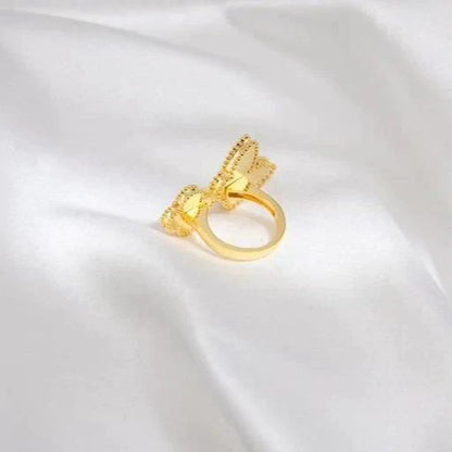 [Baslove] GLÜCKLICHER RING ZWISCHEN DEN FINGERN