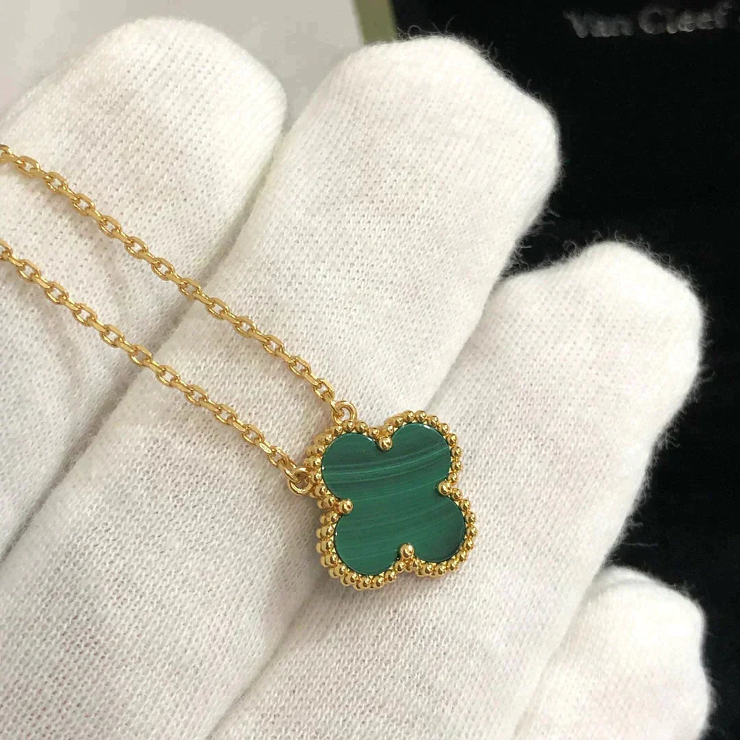 [Baslove]CLOVER 15MM MALACHIT EINZELNE BLUMENHALSKETTE