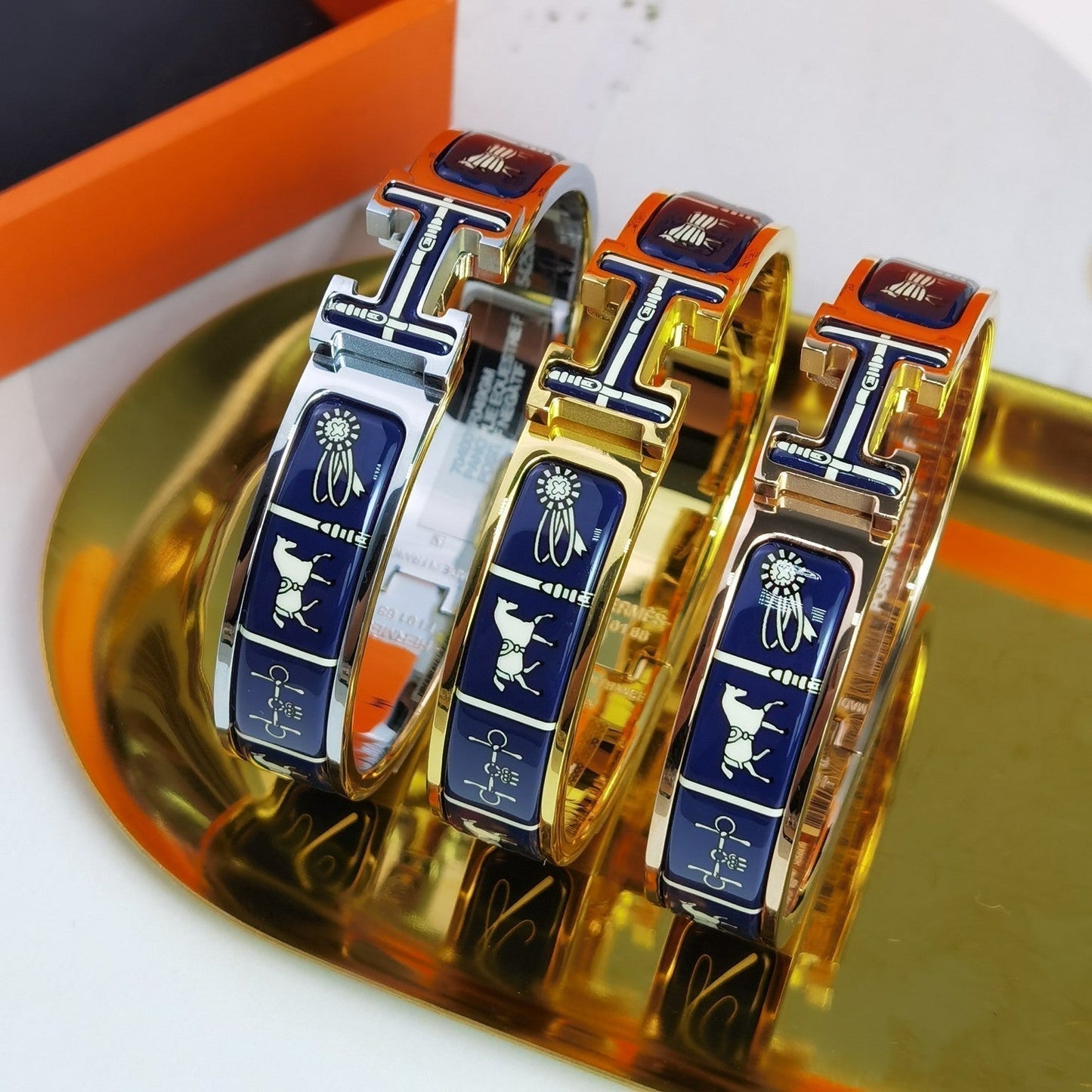 [Violet JW]H COUVERTURES DARK BLUE BRACELET