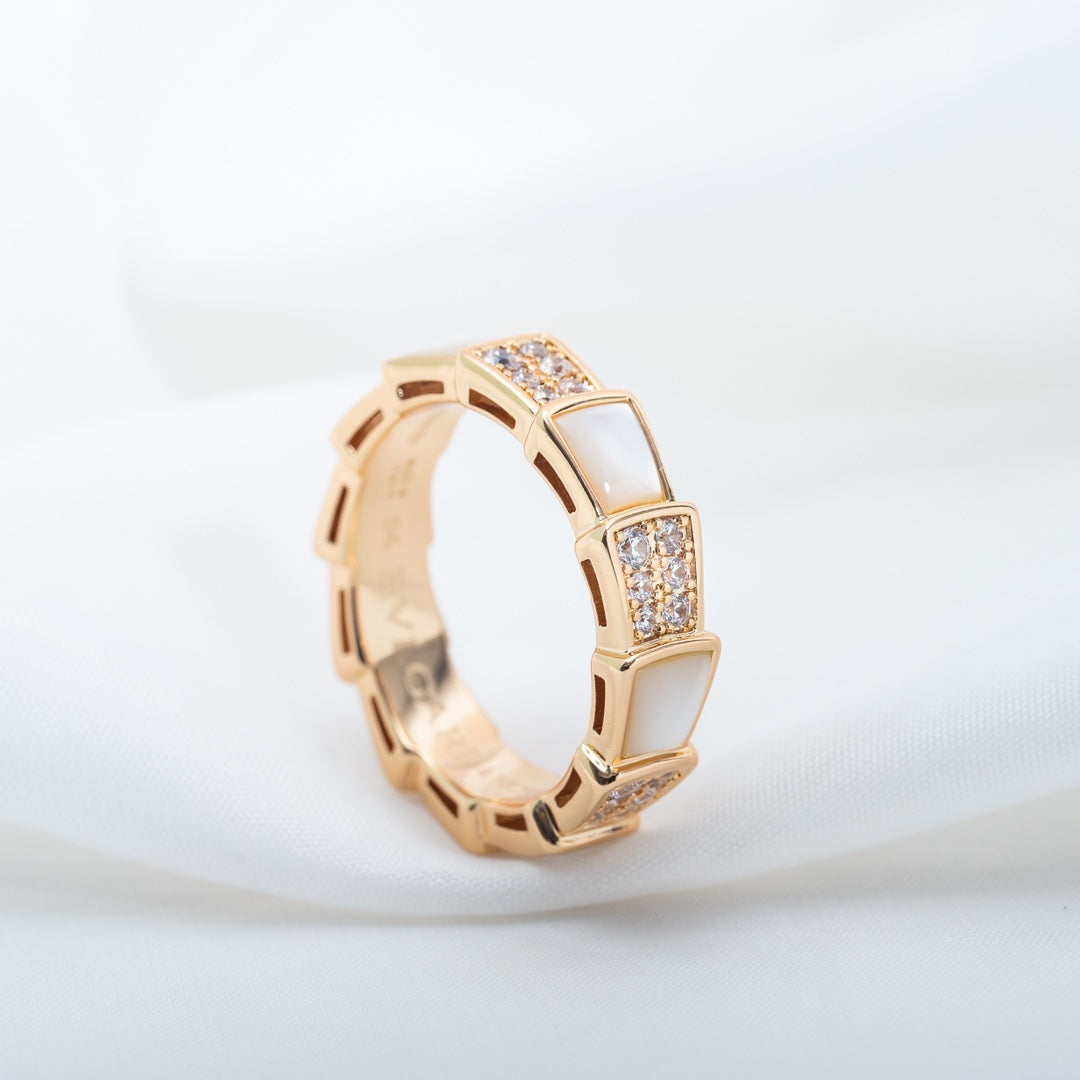 [Baslove]SERPENTI リング ピンクゴールド モップ ダイヤモンド パヴェ 4MM