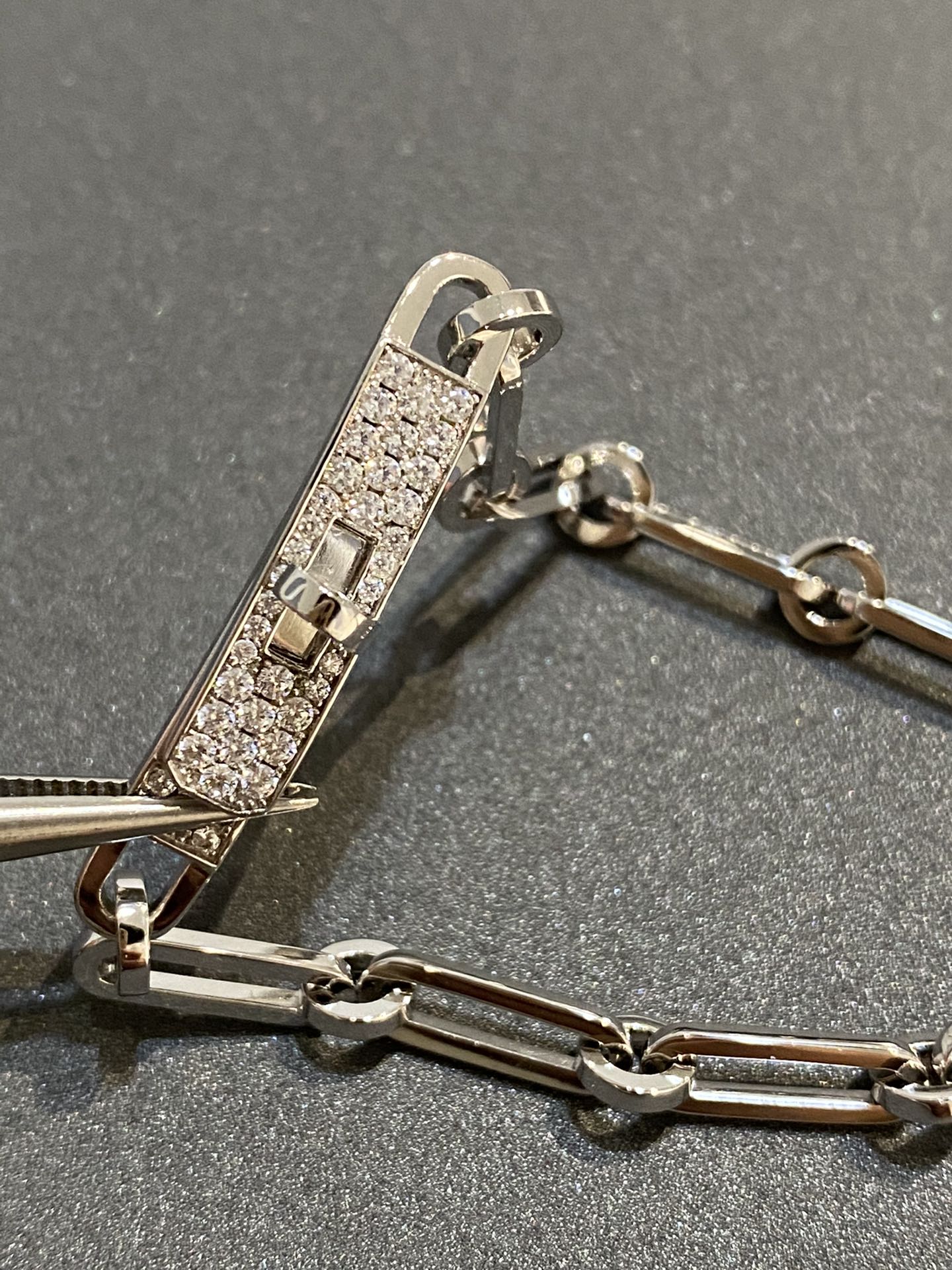 [Baslove]KETTENARMBAND KLEINES MODELL DIAMANT