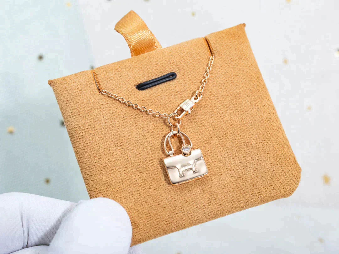 [Baslove]AMULETT ANHÄNGER ROSÉGOLD HALSKETTE