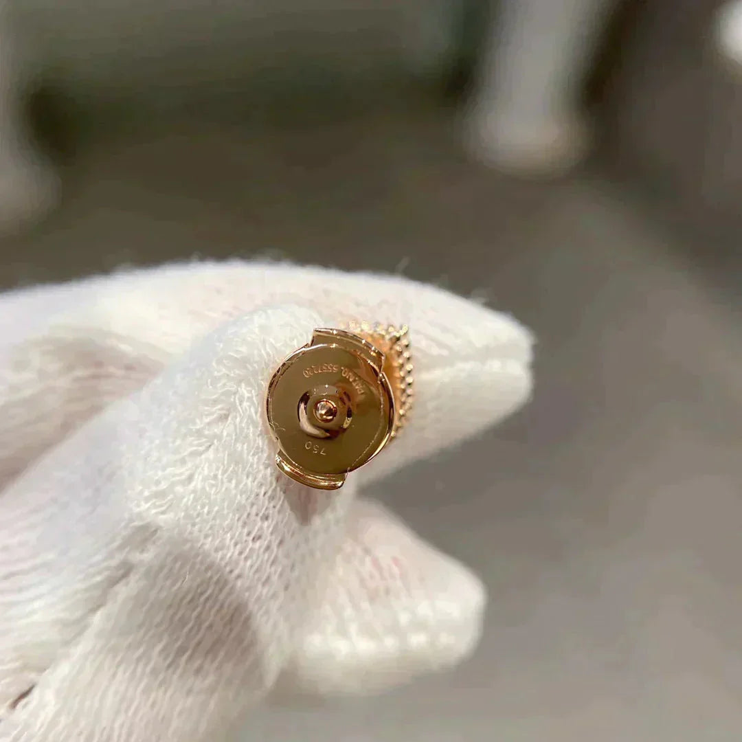 [Baslove]Ohrstecker mit Herz-Karneol